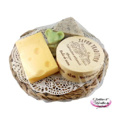 Savon Petit plateau de savon 3 fromages + Souris. ❤️ Des idées cadeaux.