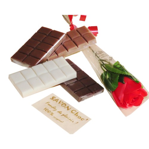 Savon composé de 4 tablettes chocolat - parfum Coco, Vanille, Café, Chocolat.