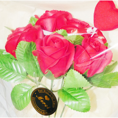 Bouquet de 5 Roses fleur de savon  parfumée. ❤️ Des idées cadeaux.